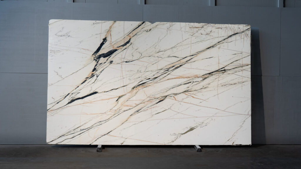 Calacatta Nero Borghini