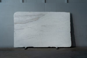 Gloria White 2cm Polished Quartzite Blk#2404 (SLAB#1)(2)