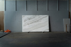 Gloria White 2cm Polished Quartzite Blk#1157(2)