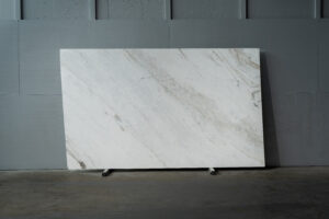 Gloria White 2cm Polished Quartzite Blk#2302(3)